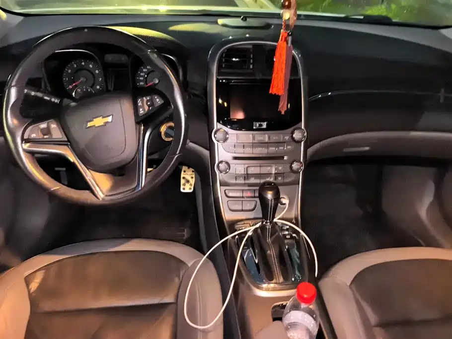 Chevrolet Malibu — миниатюра 12
