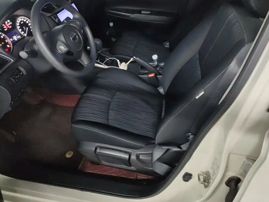 Nissan Sylphy — миниатюра 9