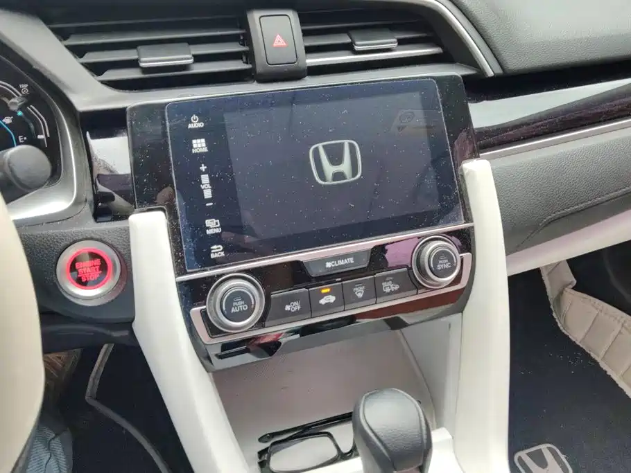 Honda Civic — миниатюра 13
