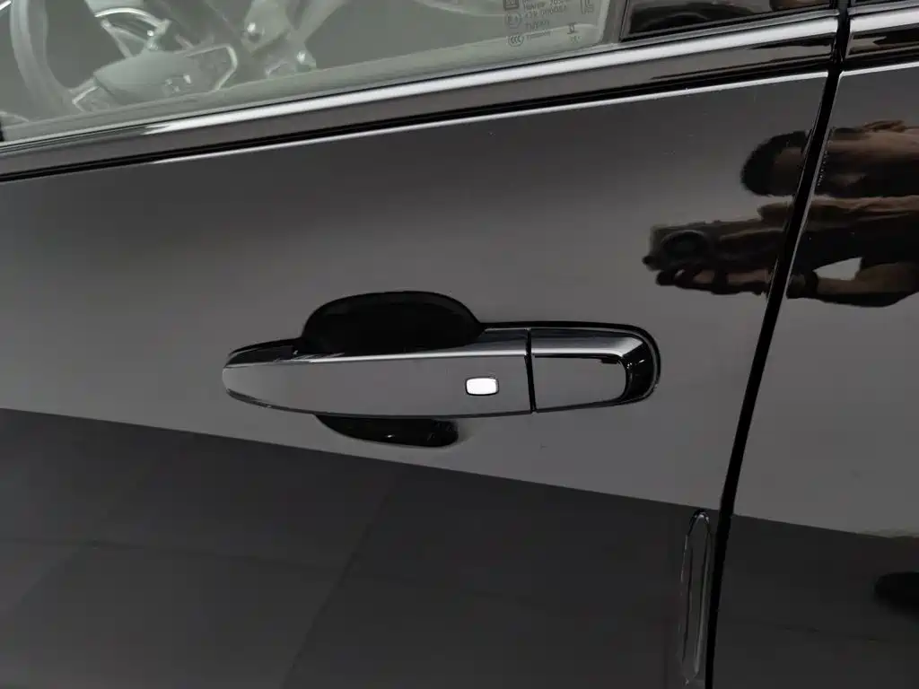 Chevrolet Malibu XL — миниатюра 18