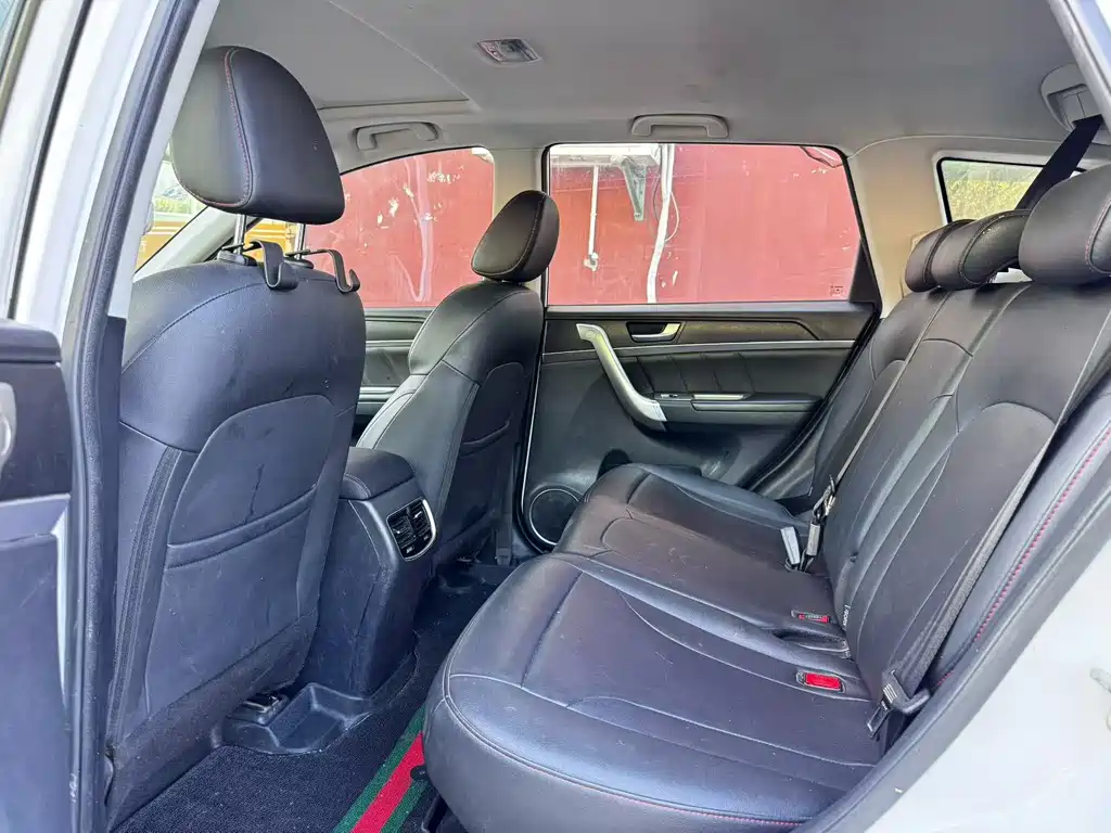 Haval M6 — миниатюра 6