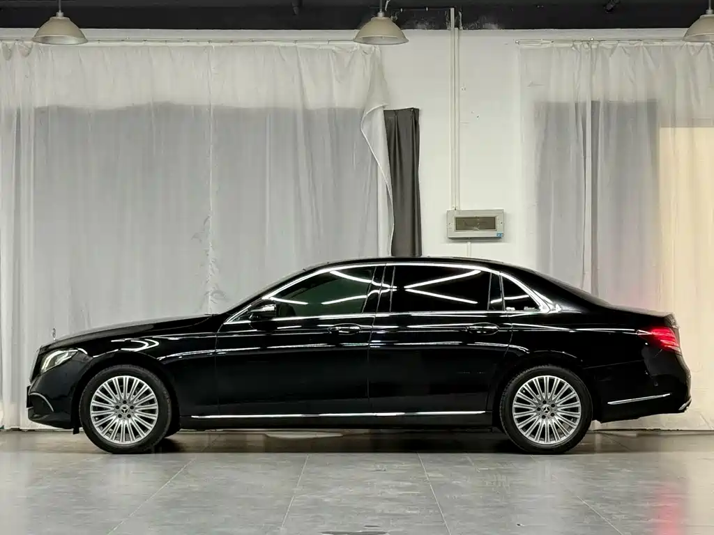 Mercedes-Benz E-Class — миниатюра 4