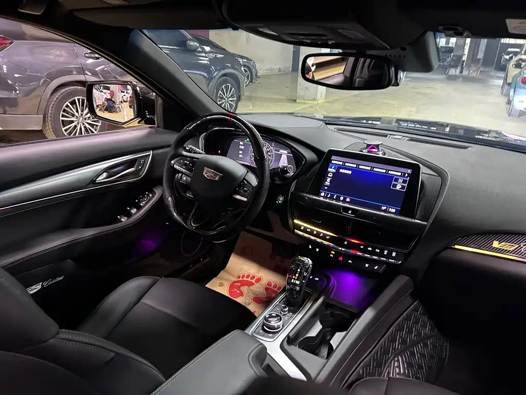 Cadillac CT5 — миниатюра 14