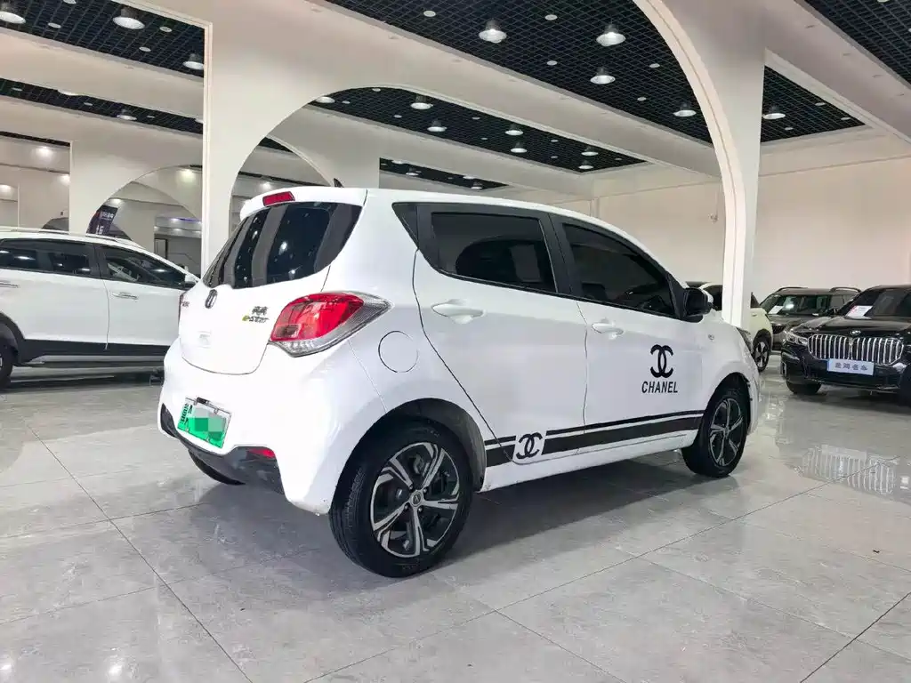 Changan Benben E-Star — миниатюра 7