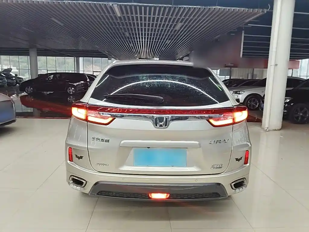 Honda UR-V — миниатюра 6