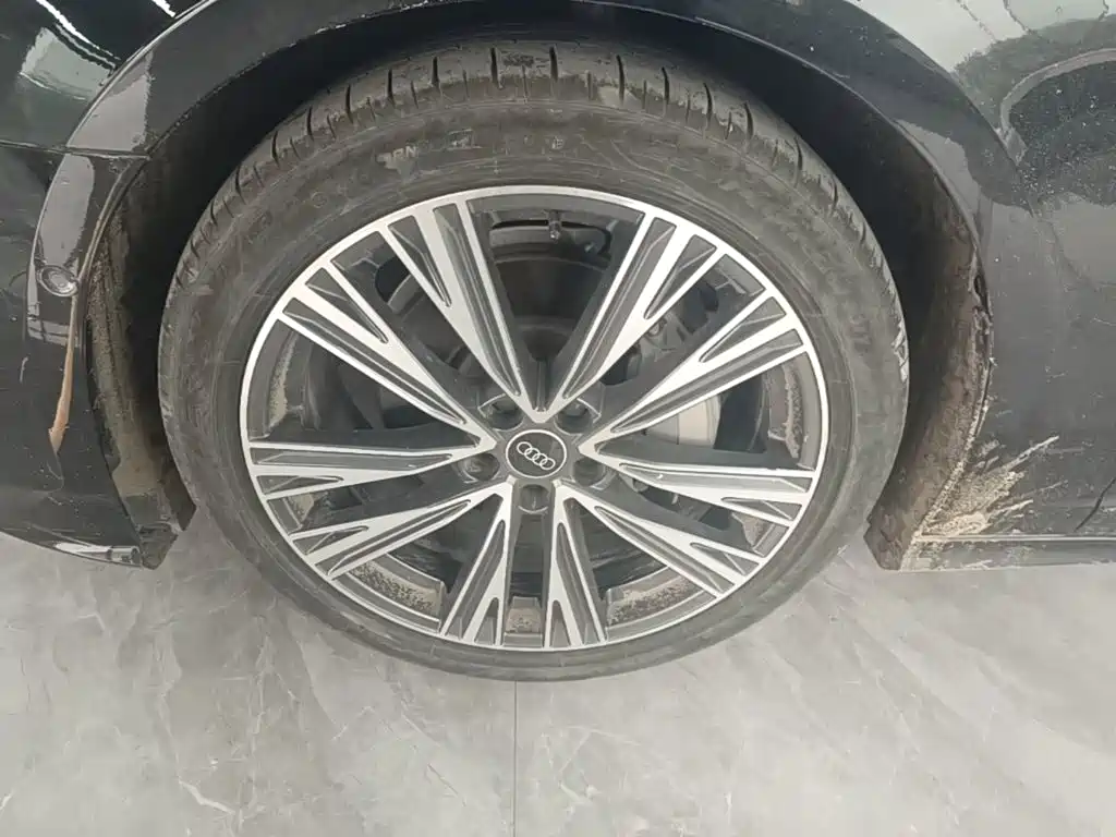 Audi A6L — миниатюра 23