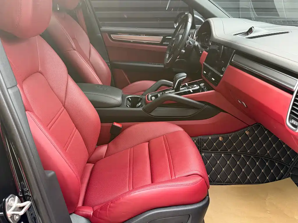 Porsche Cayenne Hybrid — миниатюра 22