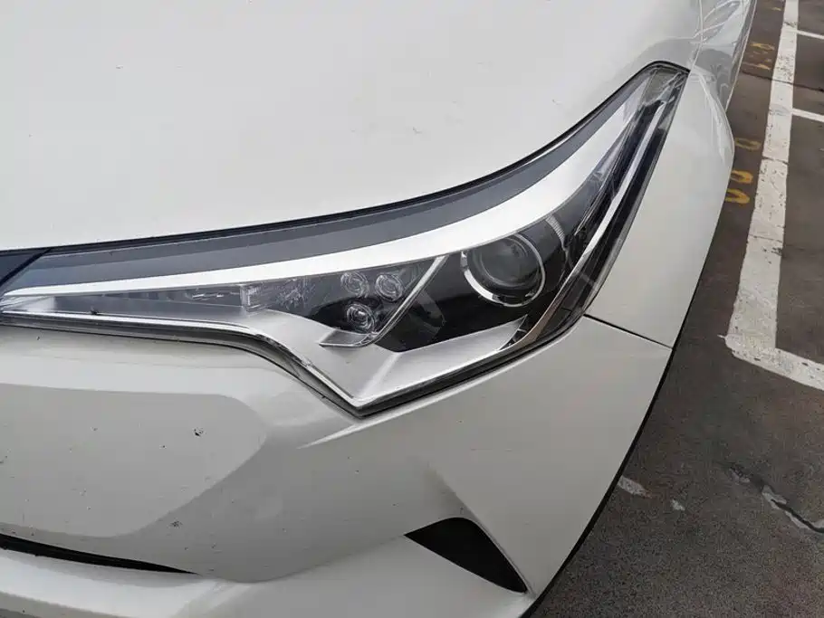 Toyota C-HR — миниатюра 5