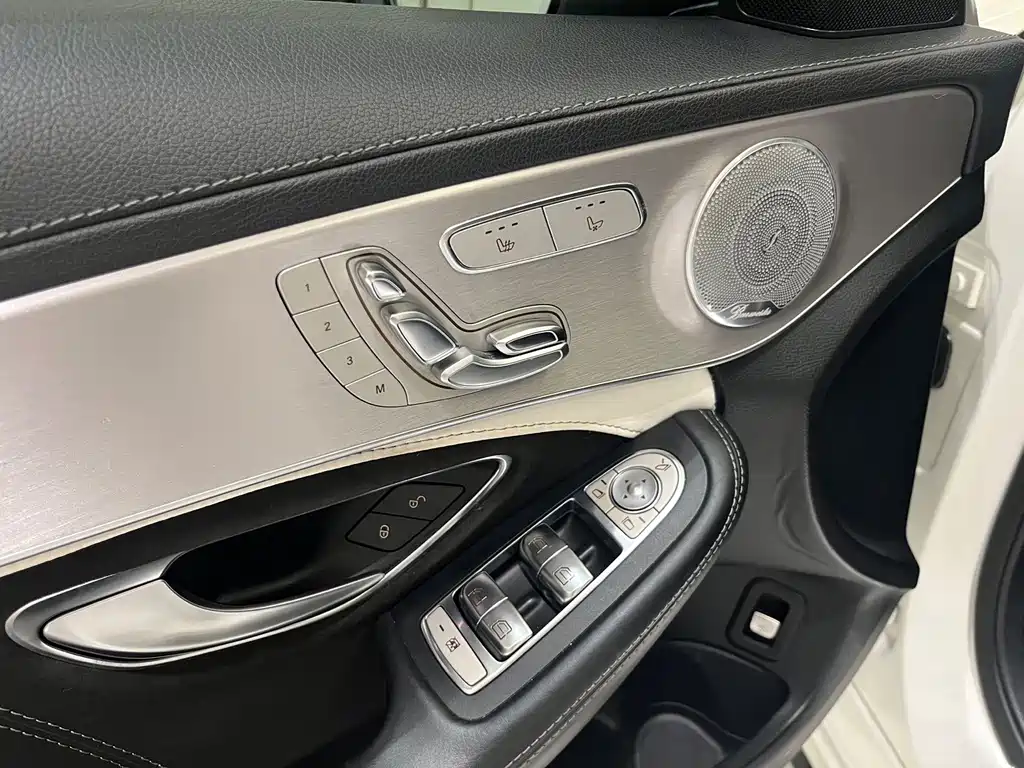 Mercedes-Benz C-Class AMG — миниатюра 9