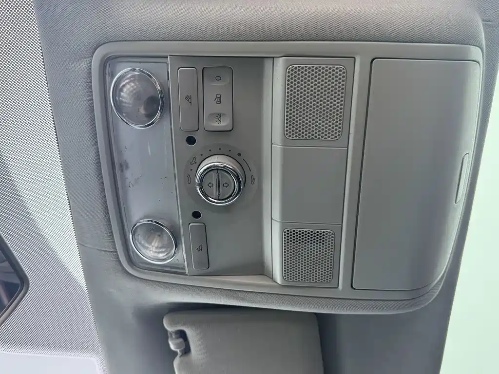 Skoda Yeti TSI280 DSG Forward Edition, фото 17