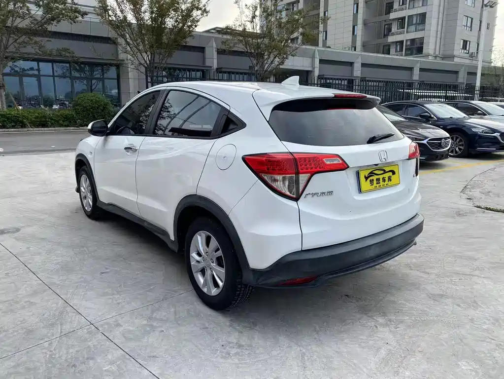 Honda Vezel — миниатюра 4