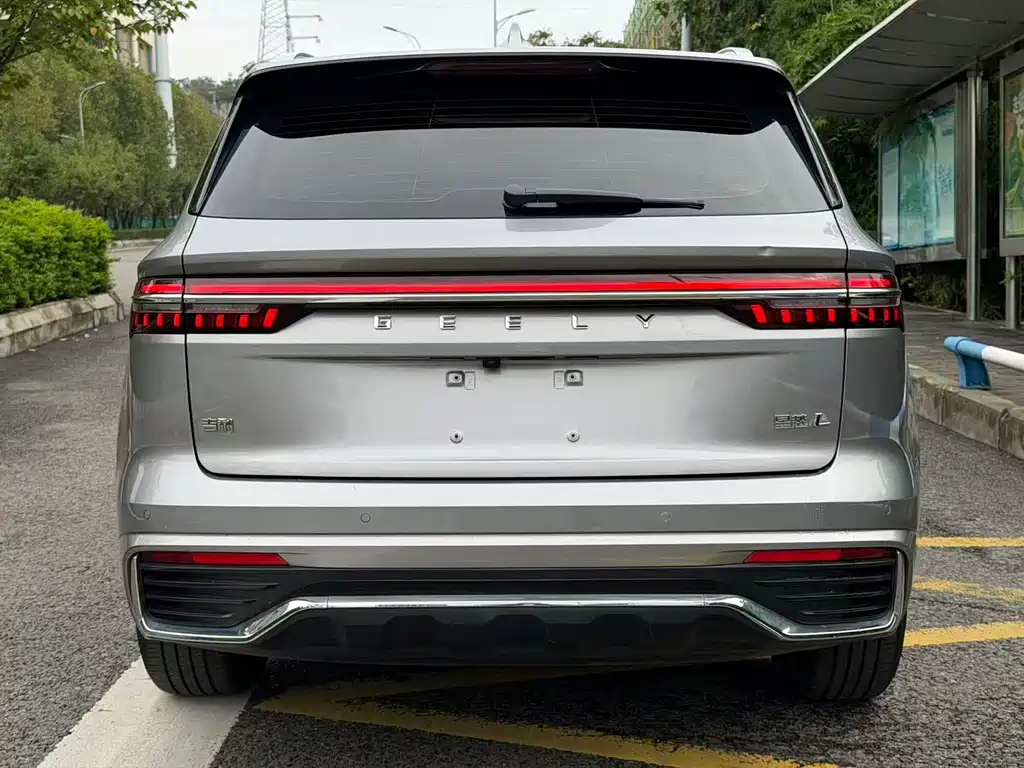 Geely Xingyue L — миниатюра 23