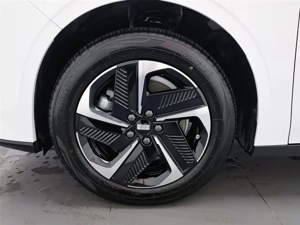 GEELY GALAXY GALAXY L6