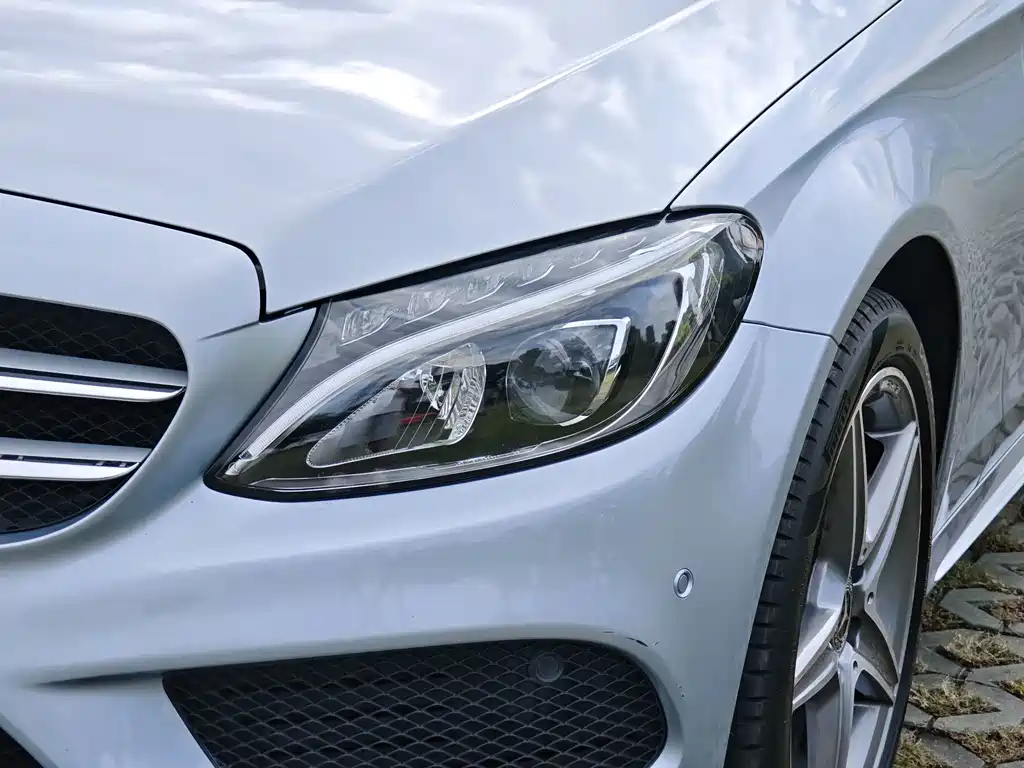 Mercedes-Benz C-Class (Import) — миниатюра 7