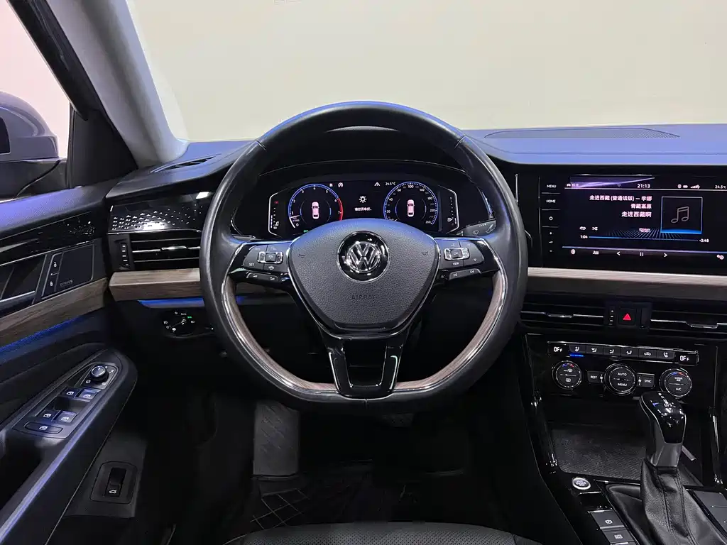 Volkswagen Passat — миниатюра 11