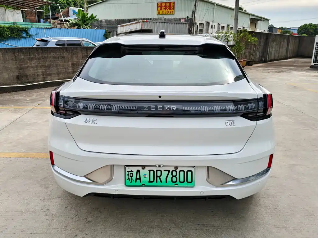 ZEEKR EXTREME KRYPTON 001