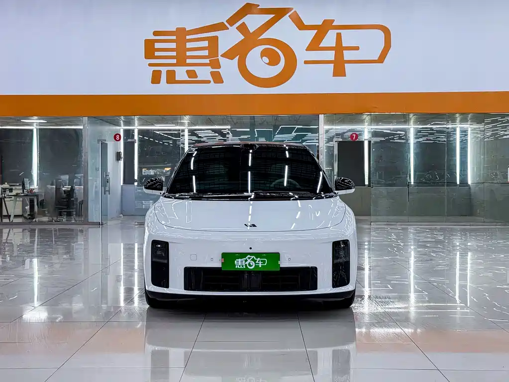 Li Auto Идеальный i6 — миниатюра 2