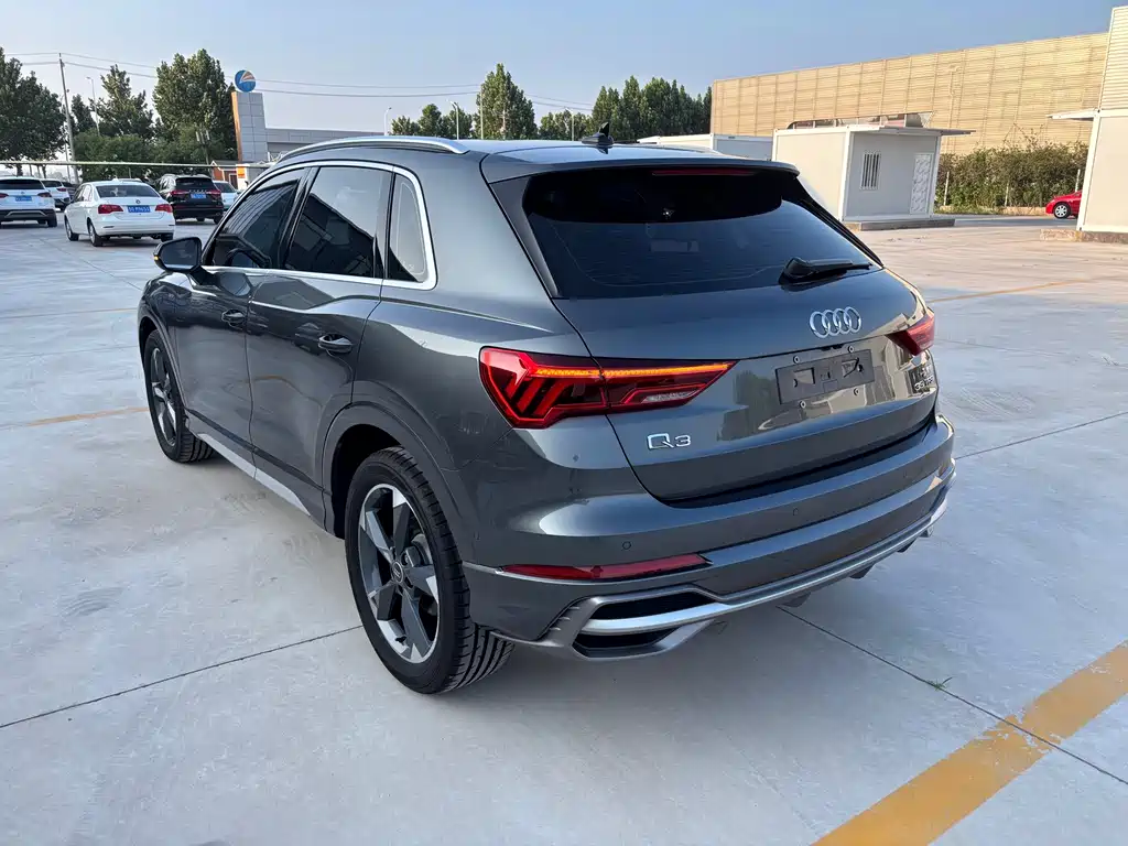 Audi Q3 2022 35 TFSI Fashion