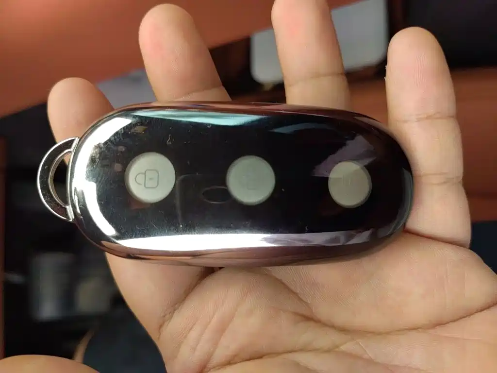 Li Auto Li L8 — миниатюра 12