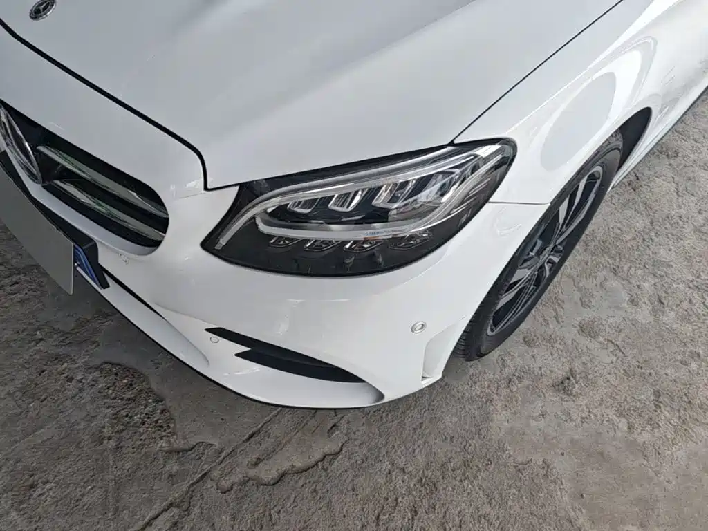 Mercedes-Benz C-Class — миниатюра 24