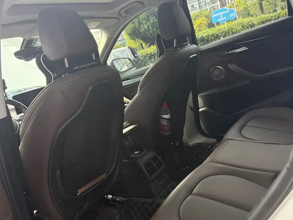 BMW X1 — миниатюра 15