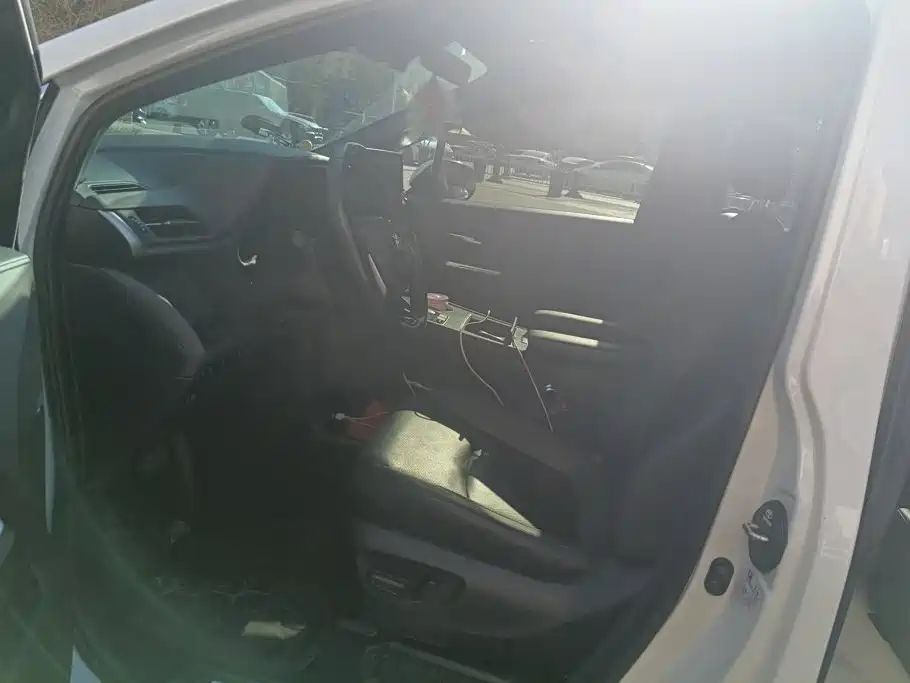 Toyota Sienna — миниатюра 9