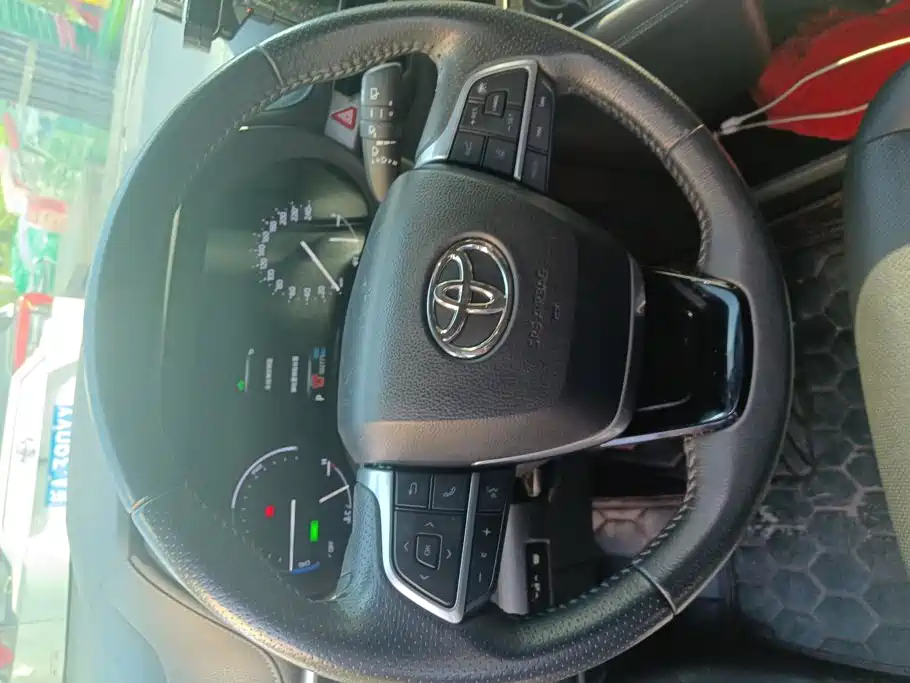 Toyota Sienna — миниатюра 15