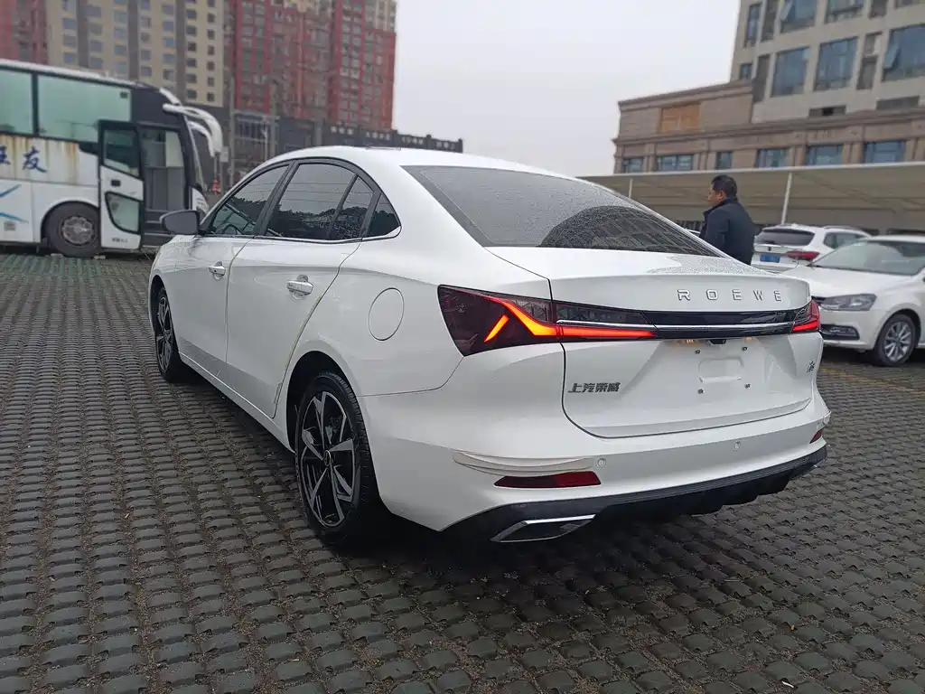ROEWE I5