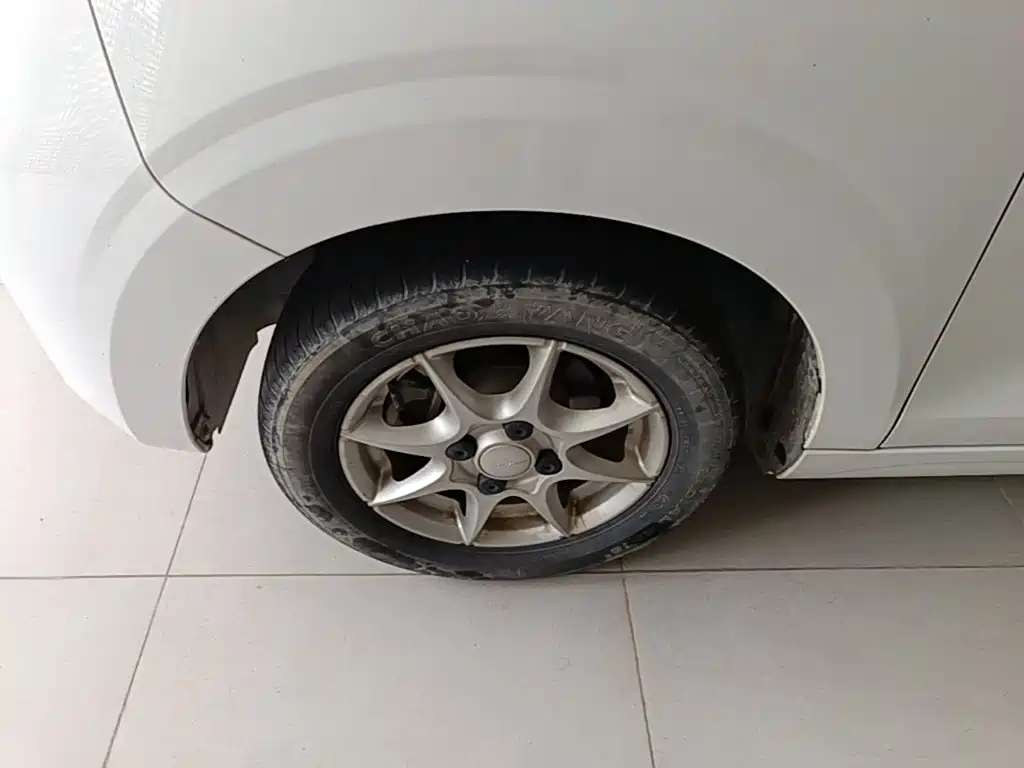 Roewe Clever — миниатюра 23