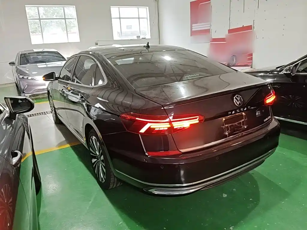 Volkswagen Passat — миниатюра 5