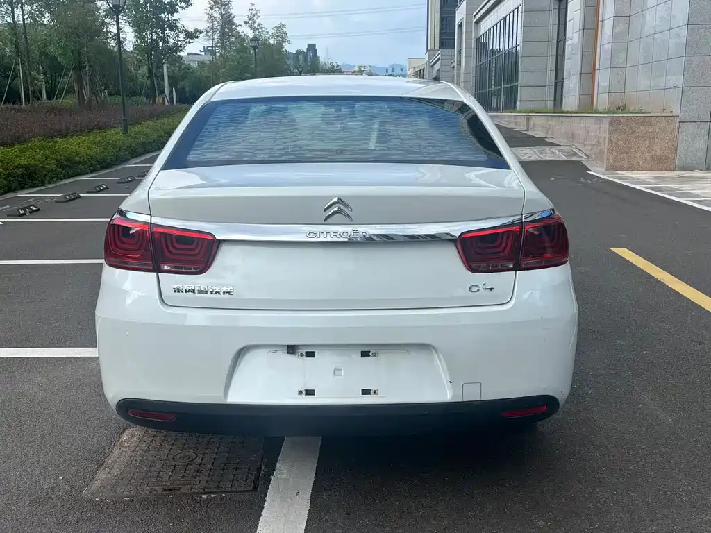 Citroen C4 — миниатюра 5