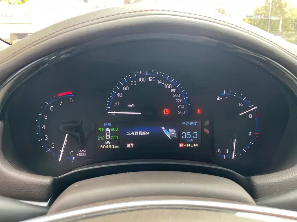 Cadillac XTS — миниатюра 7