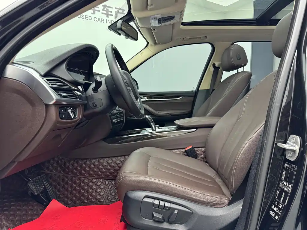 BMW X5 (Import) — миниатюра 7