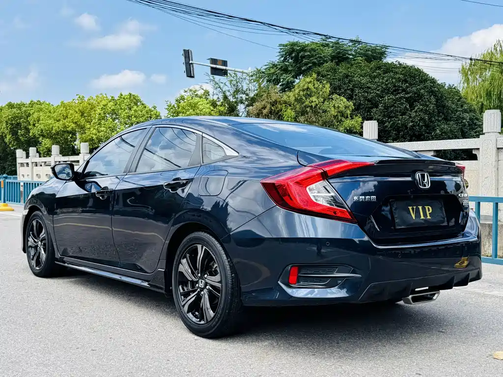 Honda Civic — миниатюра 5