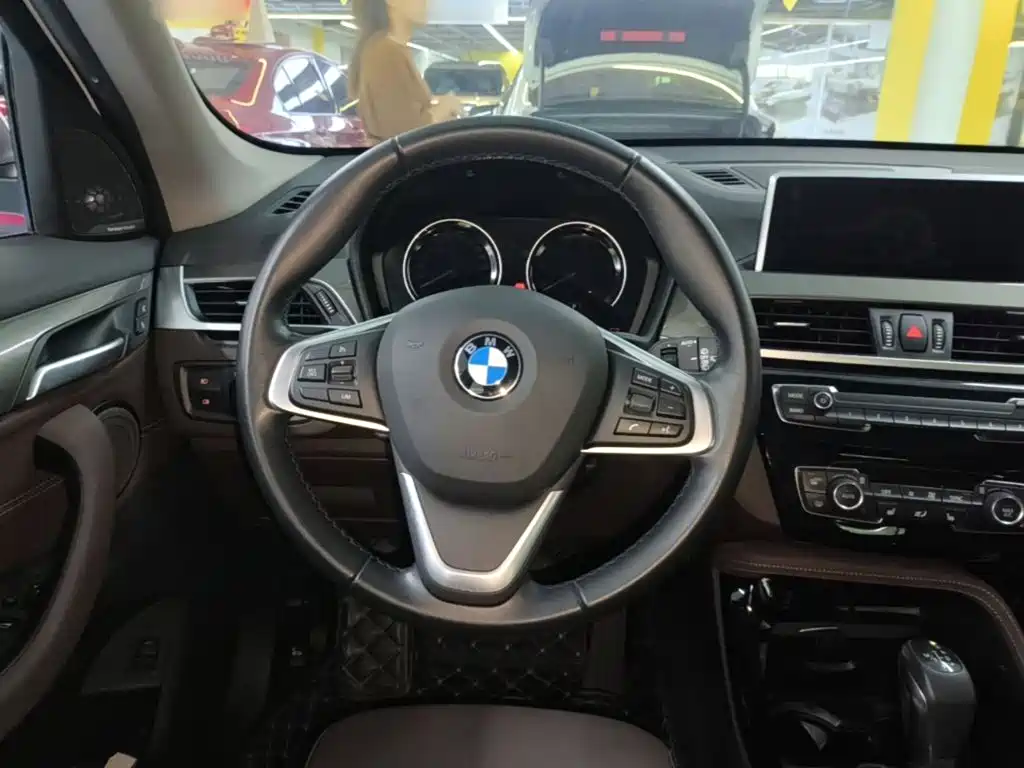BMW X1 — миниатюра 11