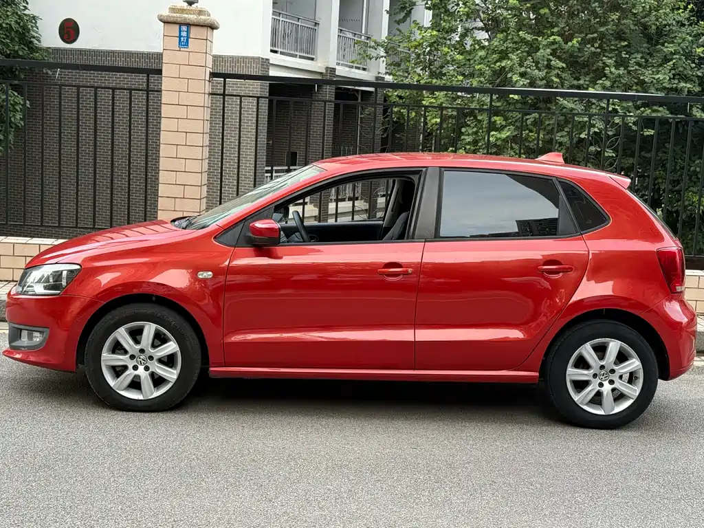 Volkswagen Polo — миниатюра 5