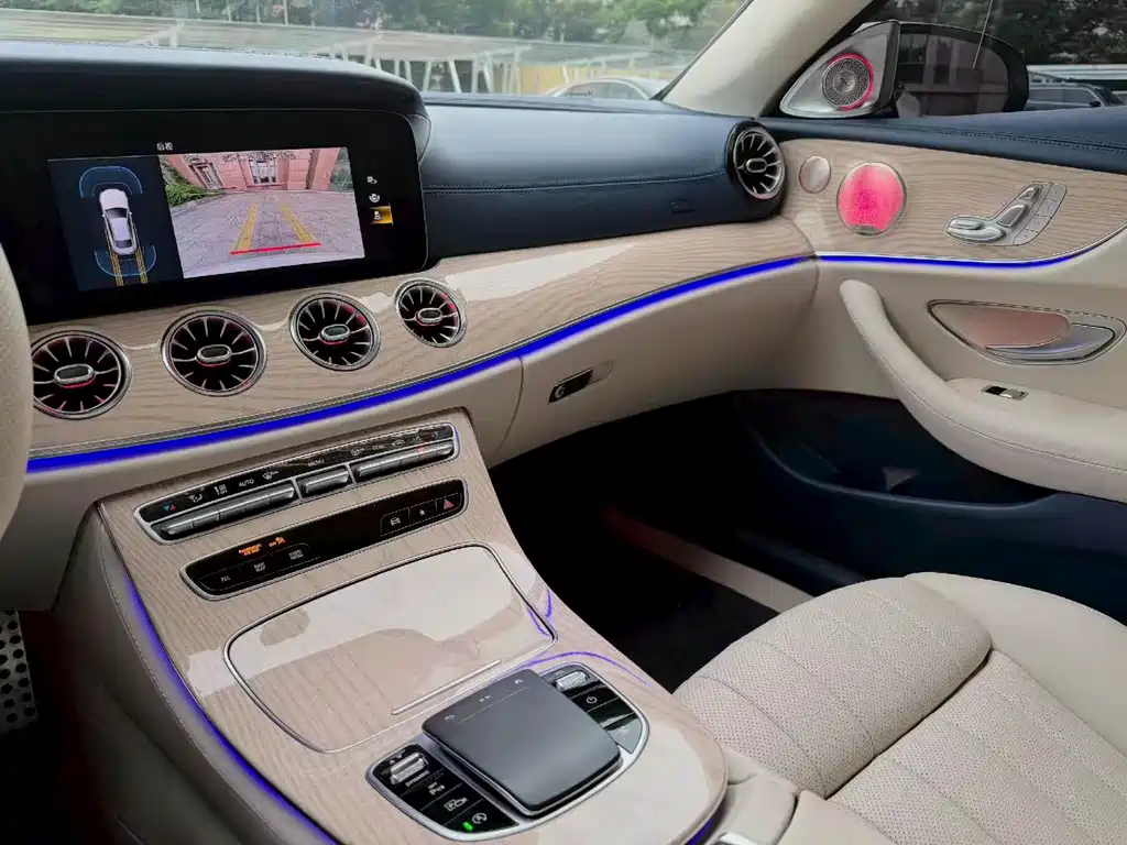Mercedes-Benz E-Class (Import) — миниатюра 7
