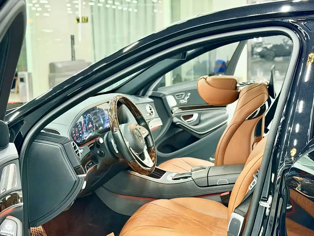 Mercedes-Benz S-Class — миниатюра 6