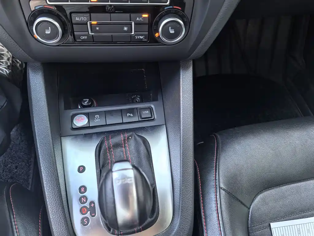 Volkswagen Sagitar — миниатюра 9