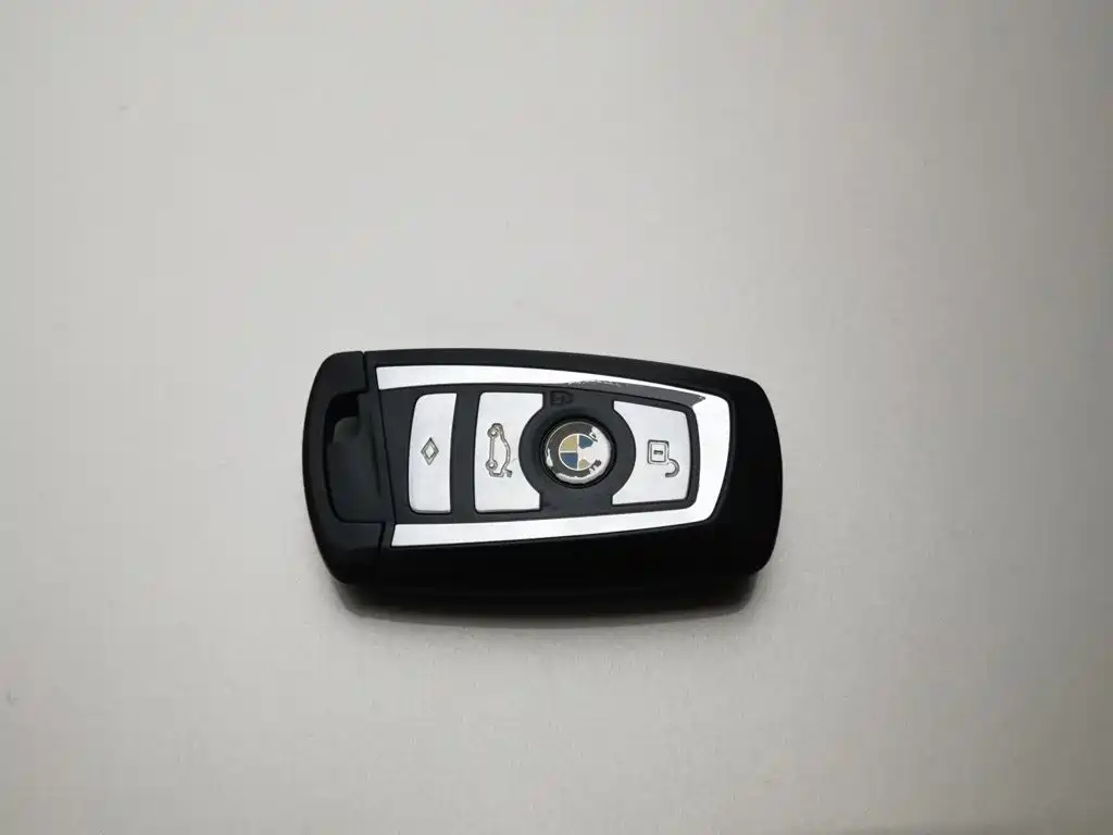 BMW 5 Series — миниатюра 19