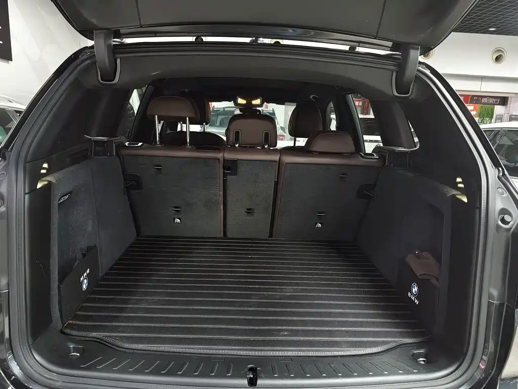 BMW X3 — миниатюра 15