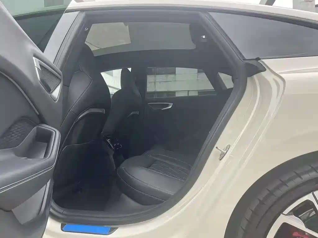 Audi A5L Sportback 2026 TFSI 150kW Premium quattro