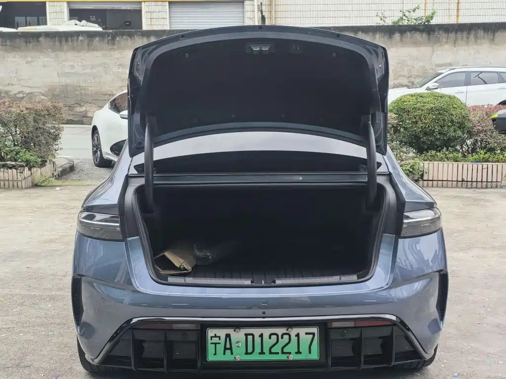BYD Seal — миниатюра 3