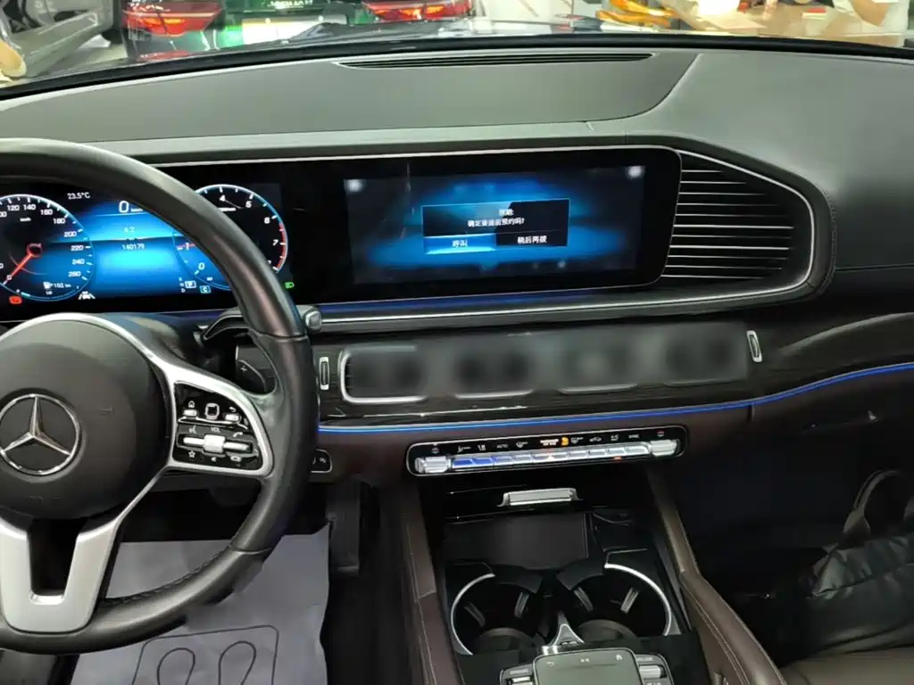 Mercedes-Benz GLE (Import) — миниатюра 10