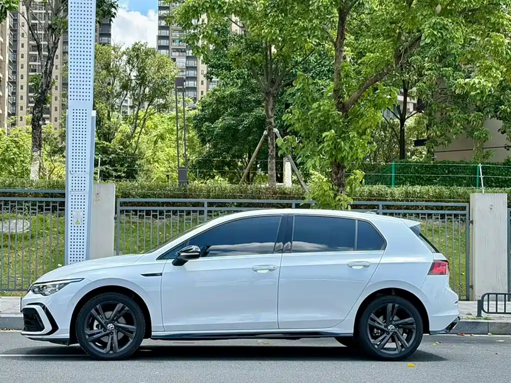 Volkswagen Golf — миниатюра 10