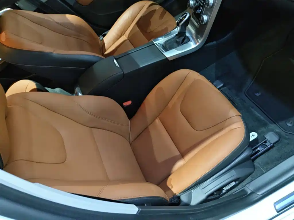 Volvo S60 — миниатюра 25