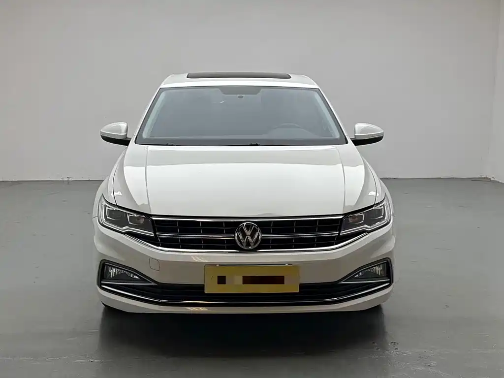Volkswagen Bora — миниатюра 2