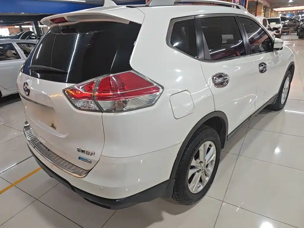 Nissan X-Trail — миниатюра 7