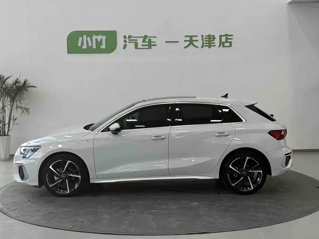 Audi A3 2023 Sportback 35 TFSI Fashion Sport