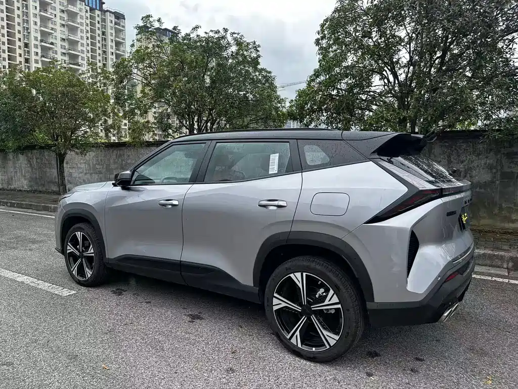 Geely Boyue — миниатюра 7